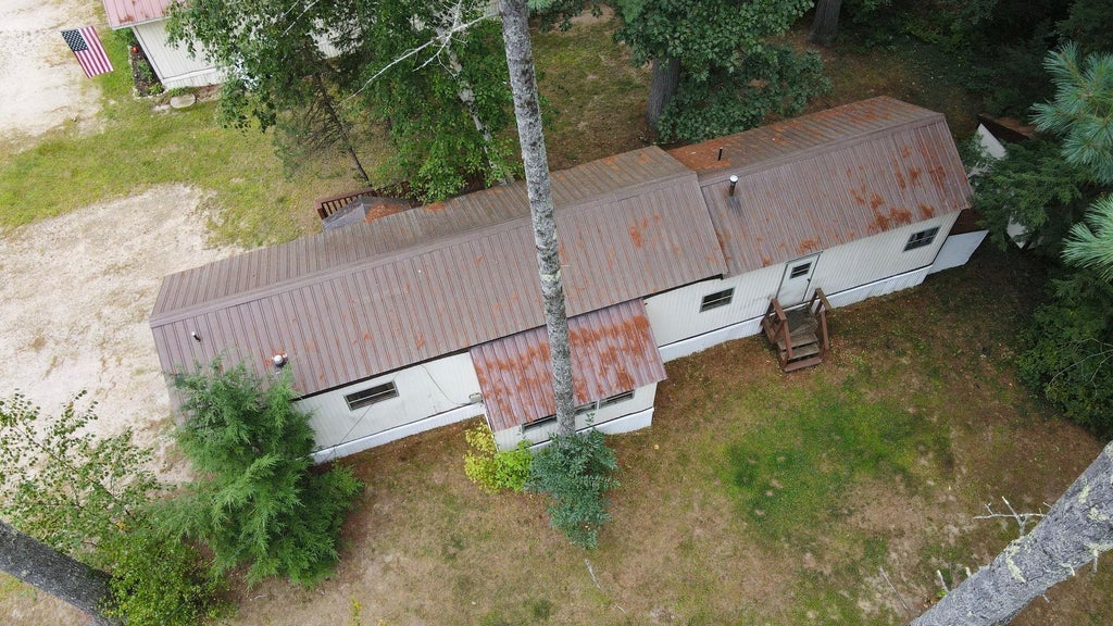 Photo of 159 Heron Point Road #6, Alton, NH 03809 (MLS # 5108101)