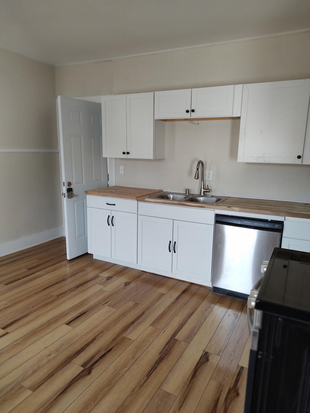 Photo of 30 Elm Street #Apt 6, Whitefield, NH 03598 (MLS # 5082276)
