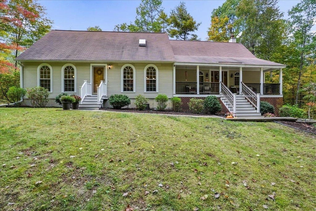 Photo of 236 Middle Branch Road, New Boston, NH 03070 (MLS # 5112752)
