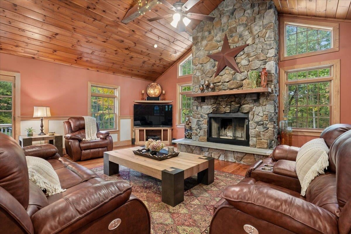 236 Middle Branch Road
