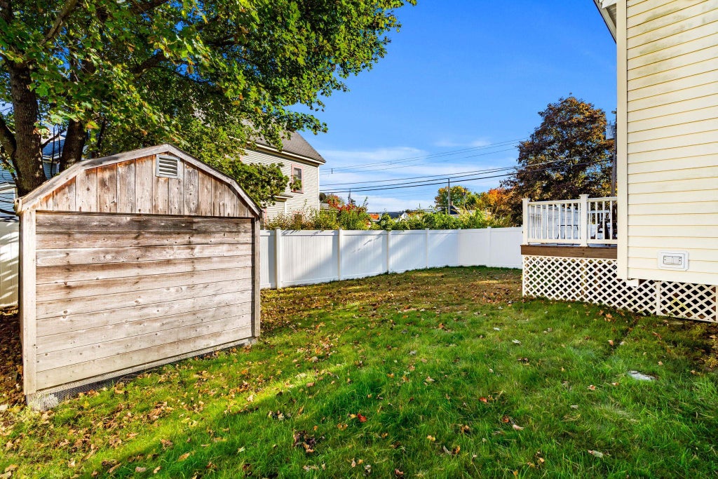Photo of 18 Pasadena Avenue, Nashua, NH 03064 (MLS # 5114327)