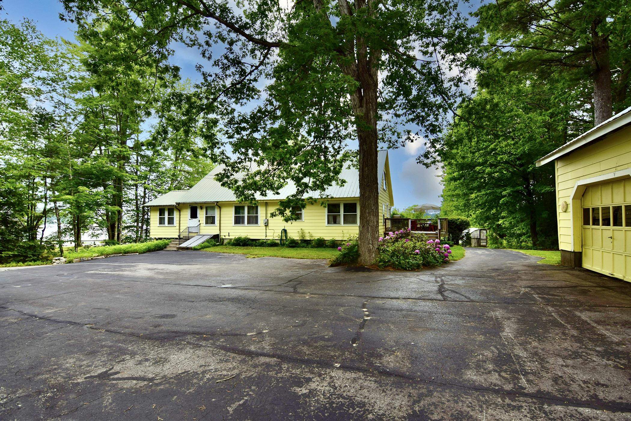 11 Emery Lane