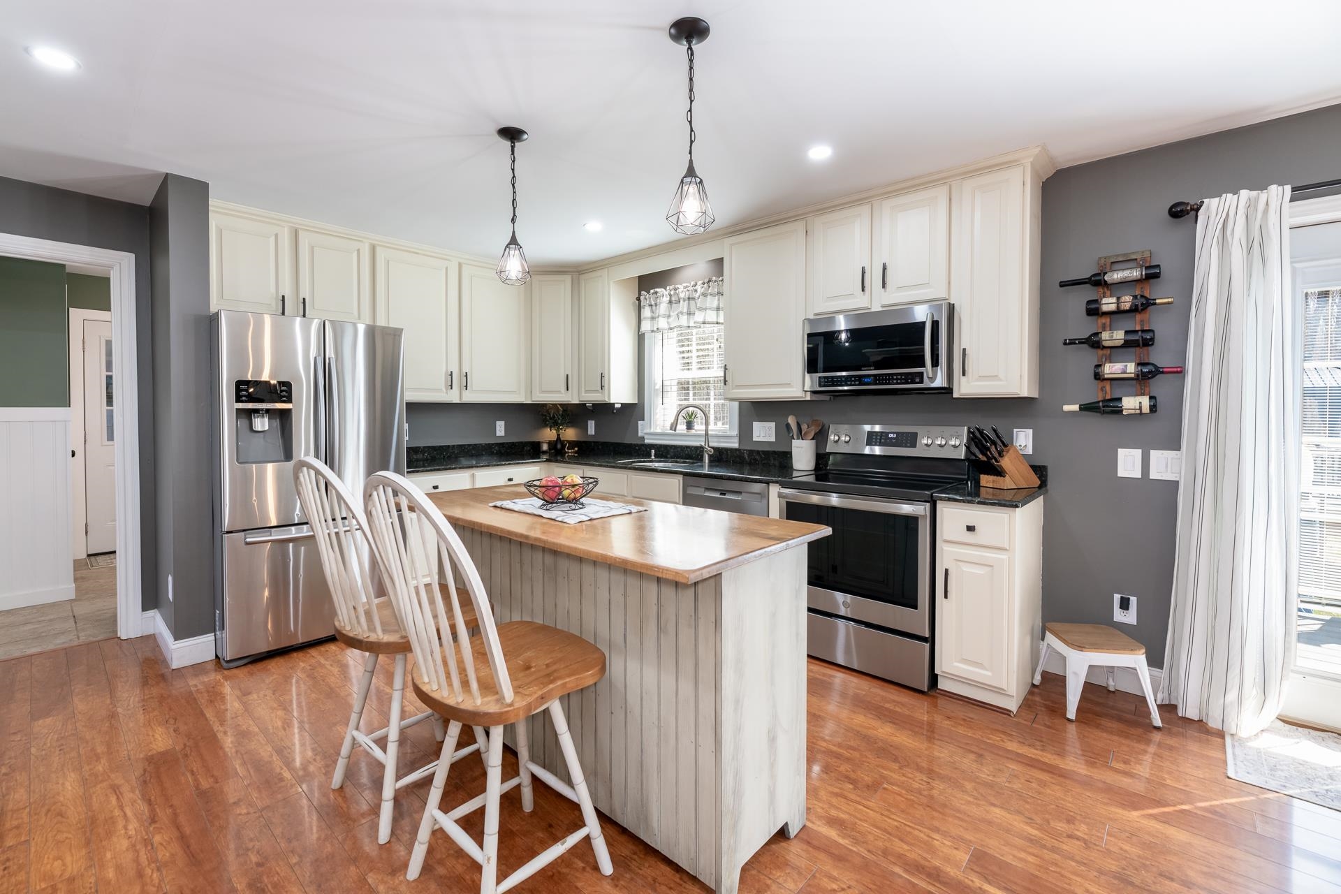 67 Bedford Avenue