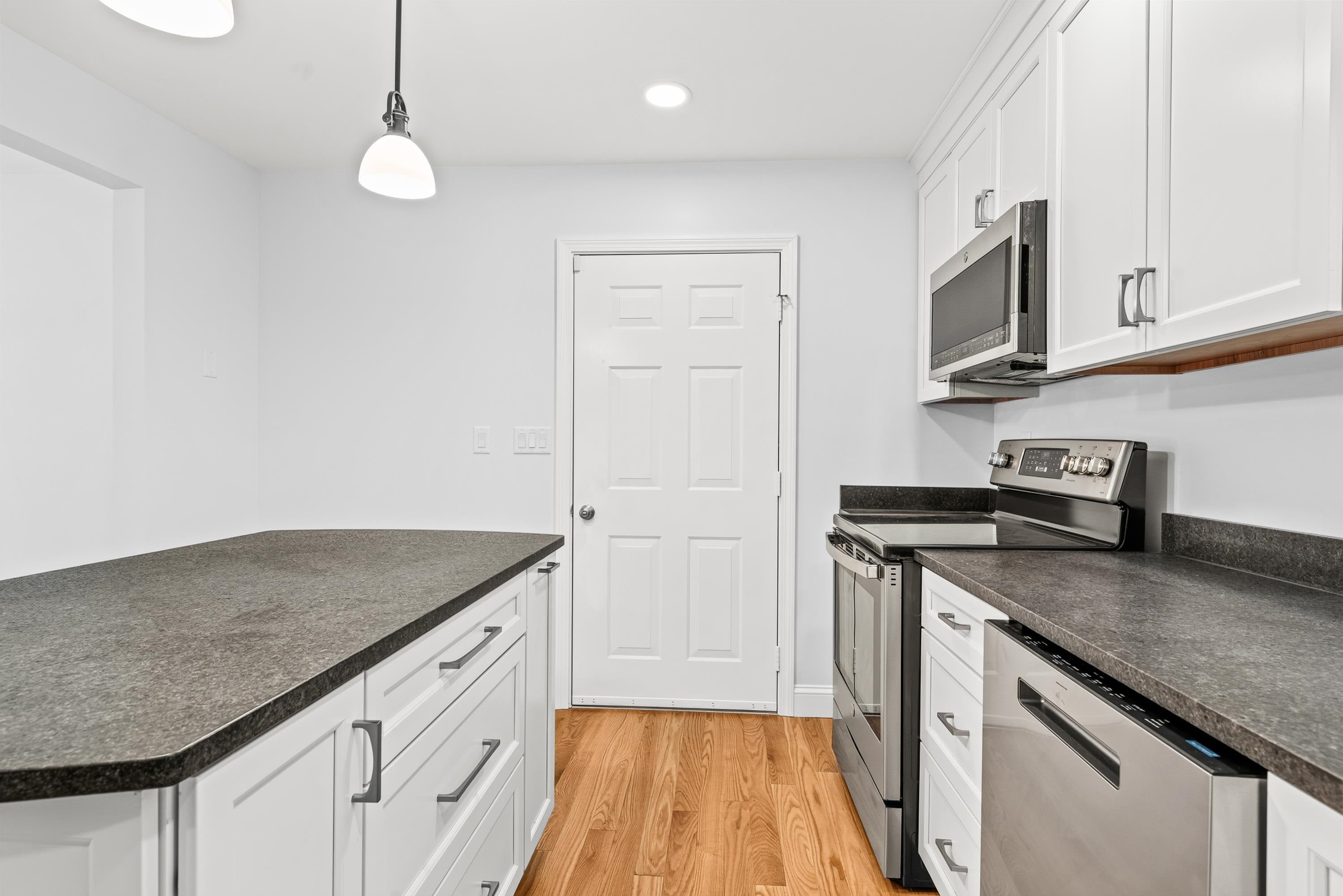 14 Davis Road