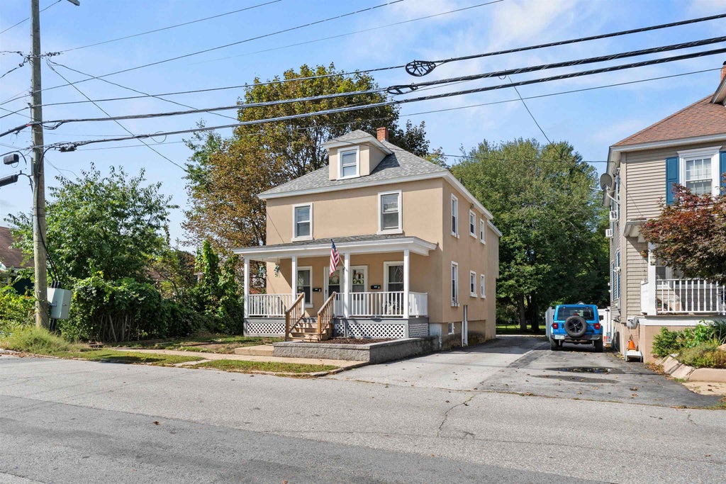Photo of 22 Taylor Street, Manchester, NH 03103 (MLS # 5109968)
