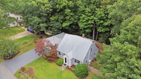 Photo of 18 Maple Avenue, Hudson, NH 03051 (MLS # 5110788)