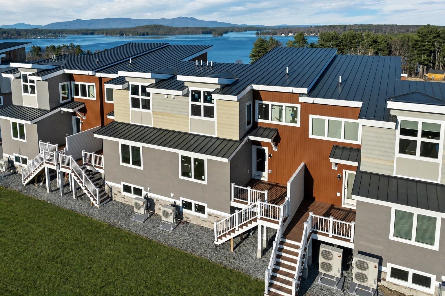 36 Vantage Point Drive 2