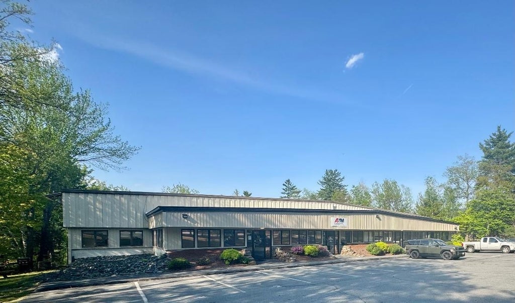 Photo of 12 Commerce Avenue #1A, Lebanon, NH 03784 (MLS # 5048073)