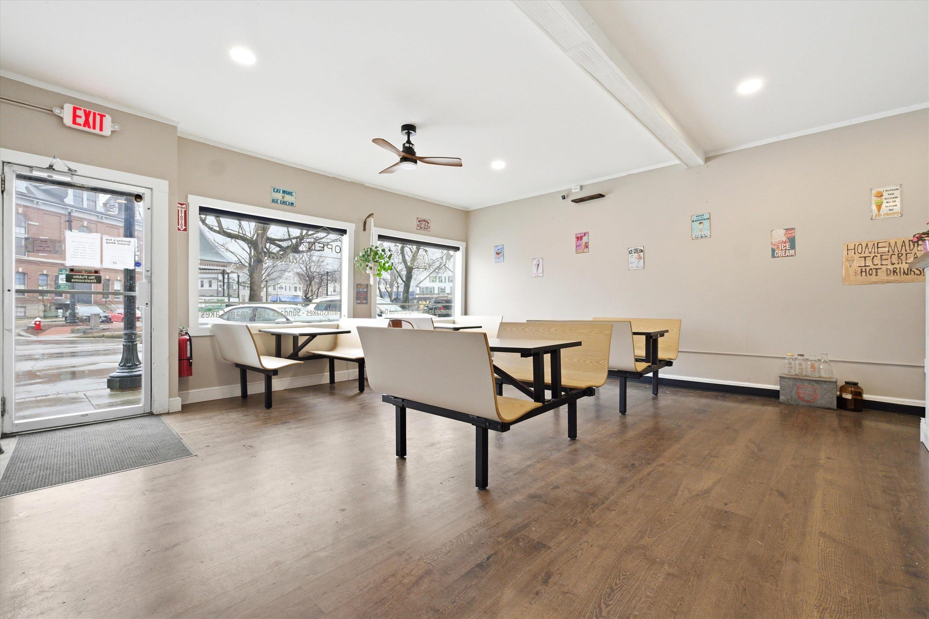 123 Union Square