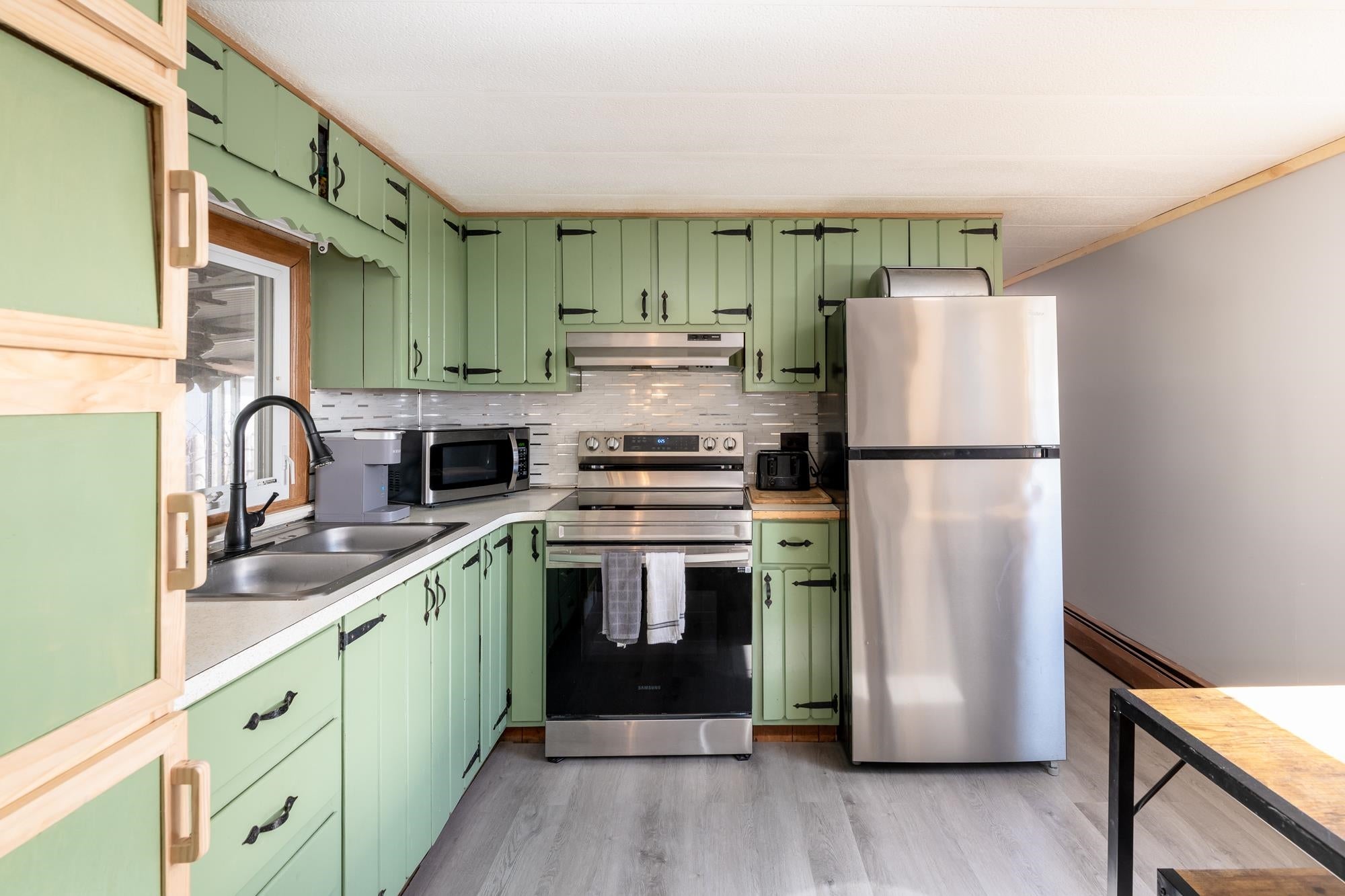 303 Old Lake Shore Road A13