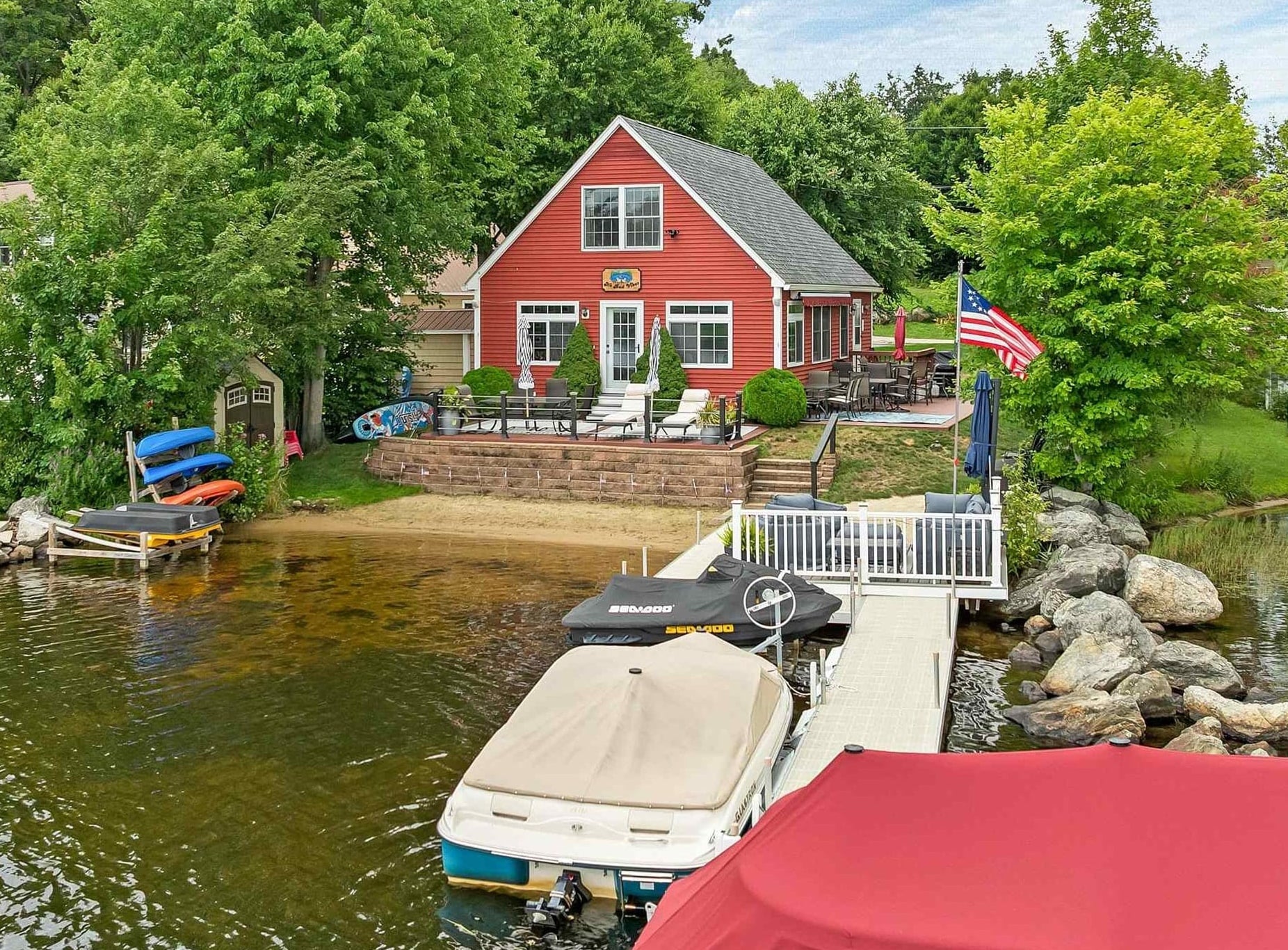 44 Lake Road