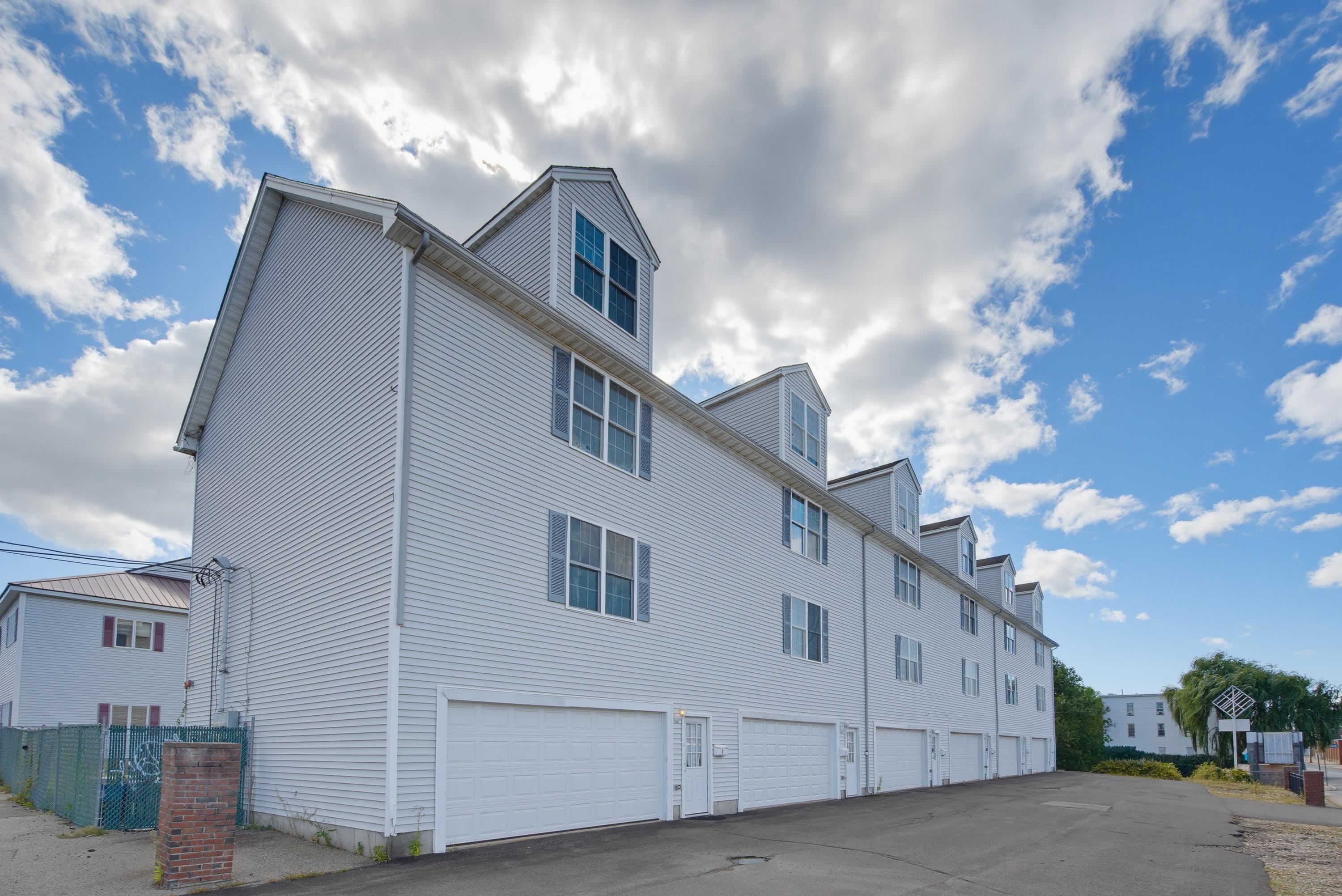101 Maple Street 5