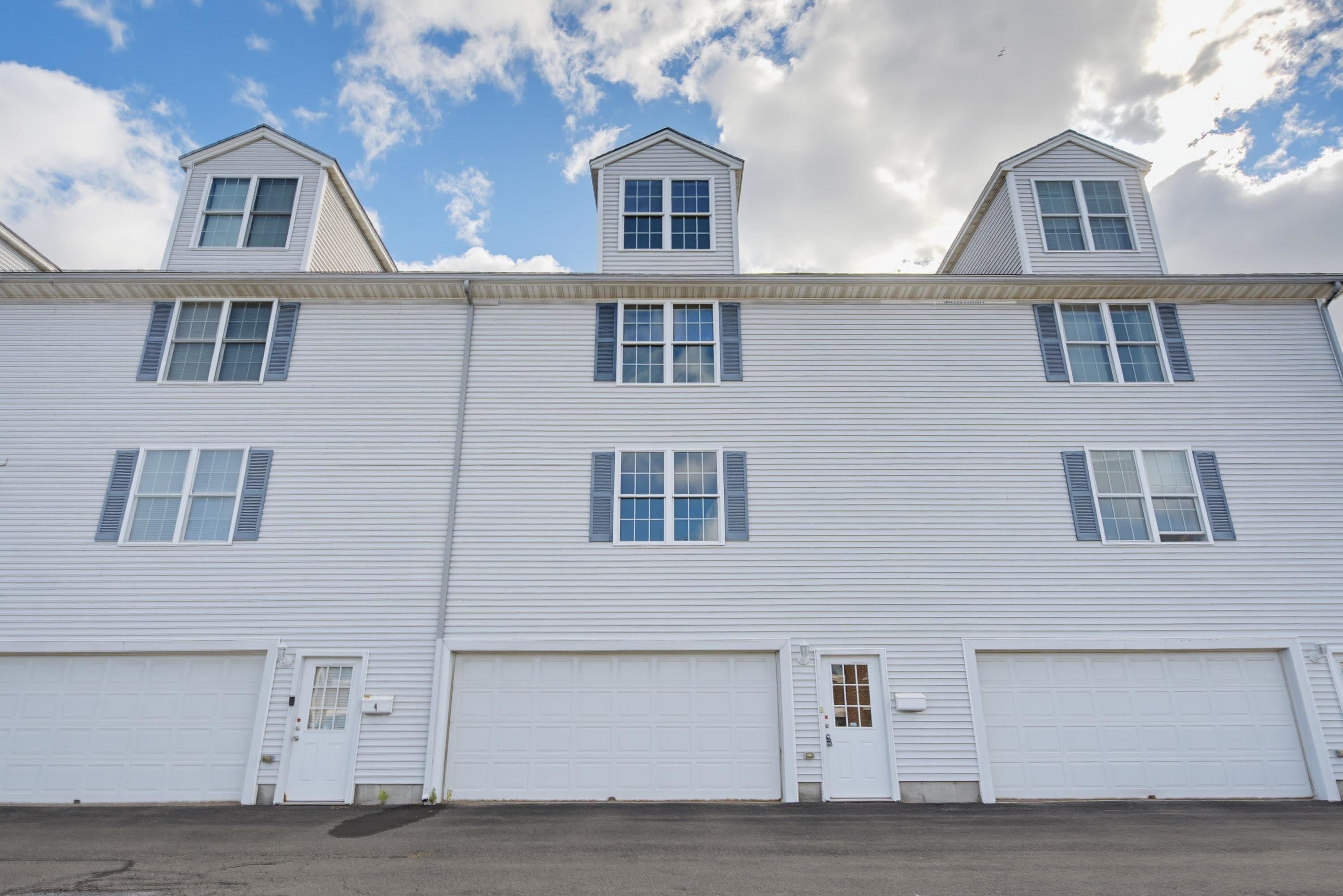 101 Maple Street 5