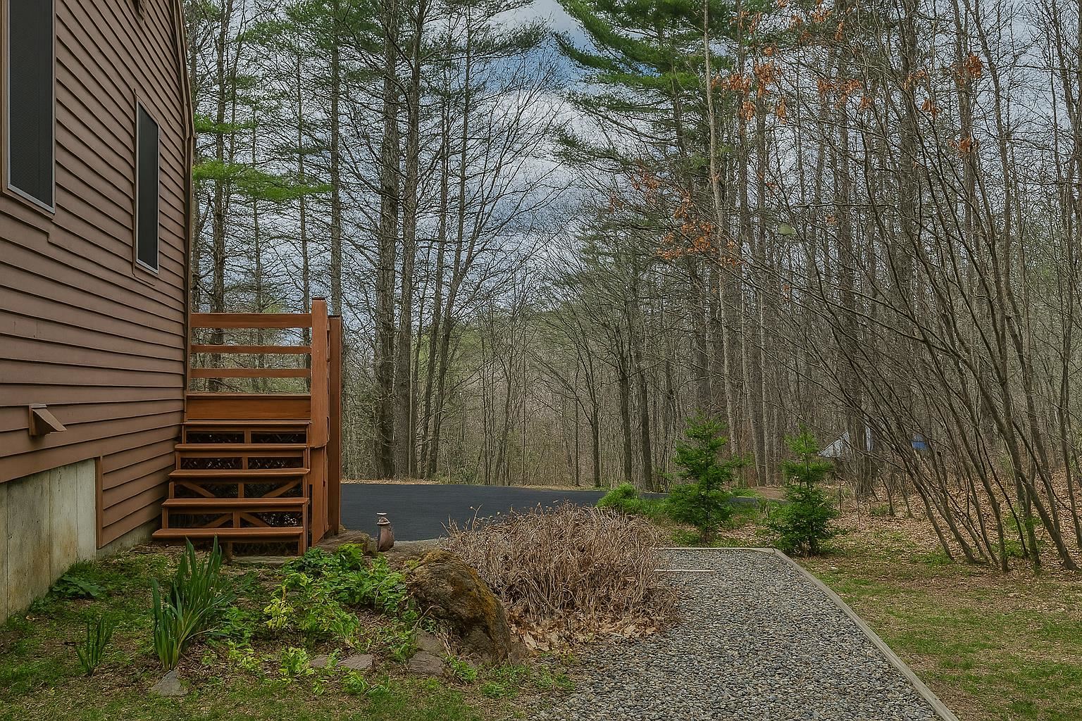 30 Porcupine Drive