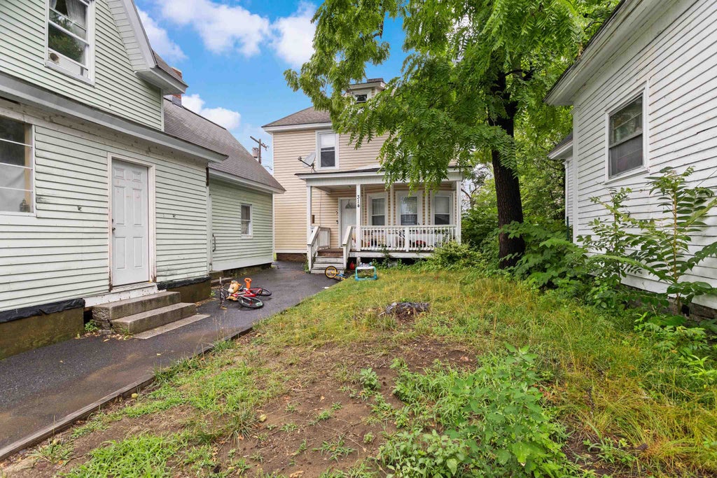 Photo of 314 Merrimack Street, Manchester, NH 03103 (MLS # 5103655)