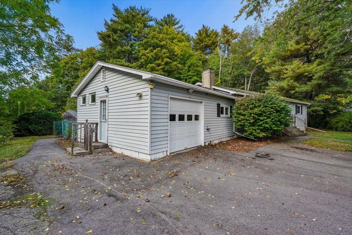20 Suzanne Drive