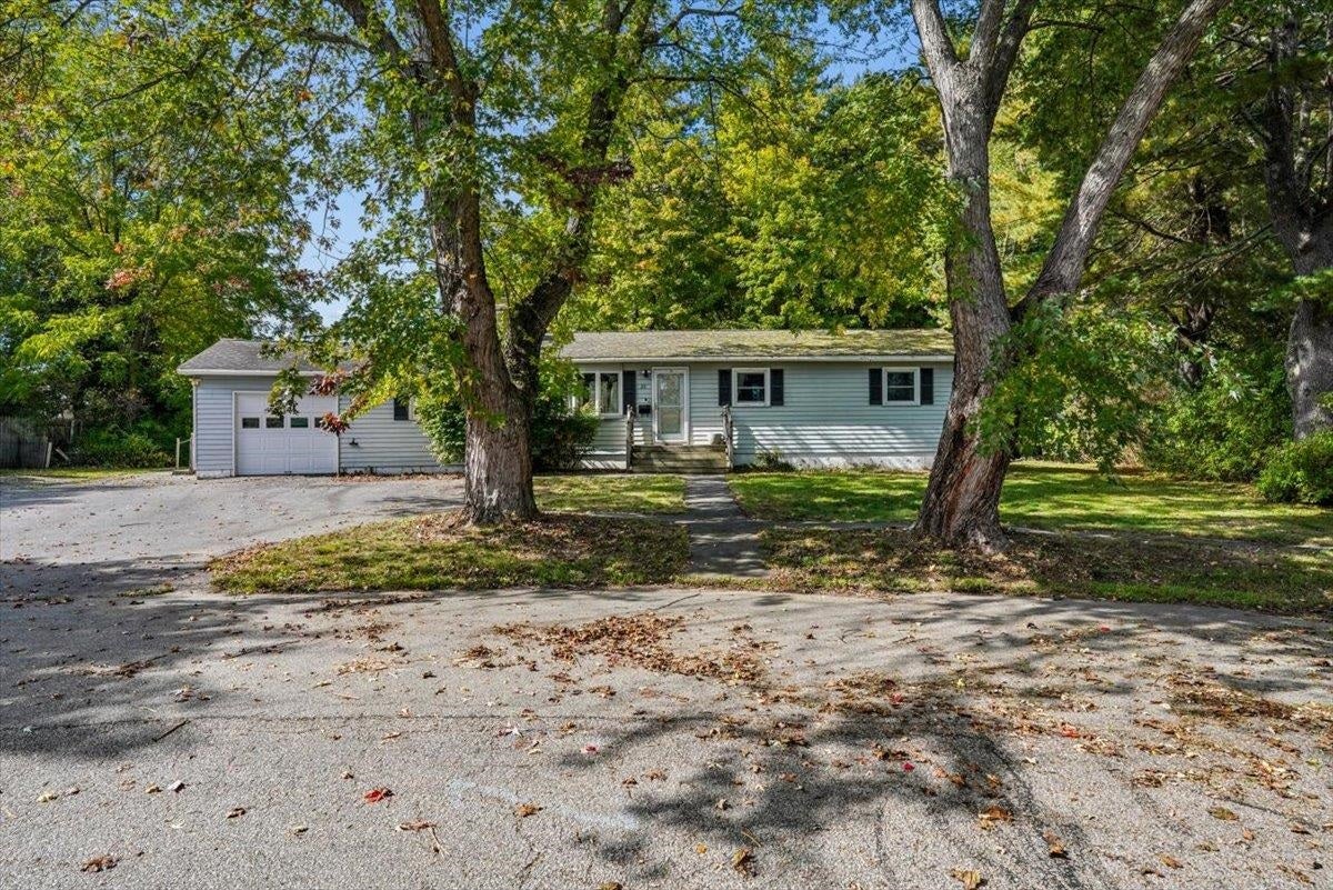20 Suzanne Drive