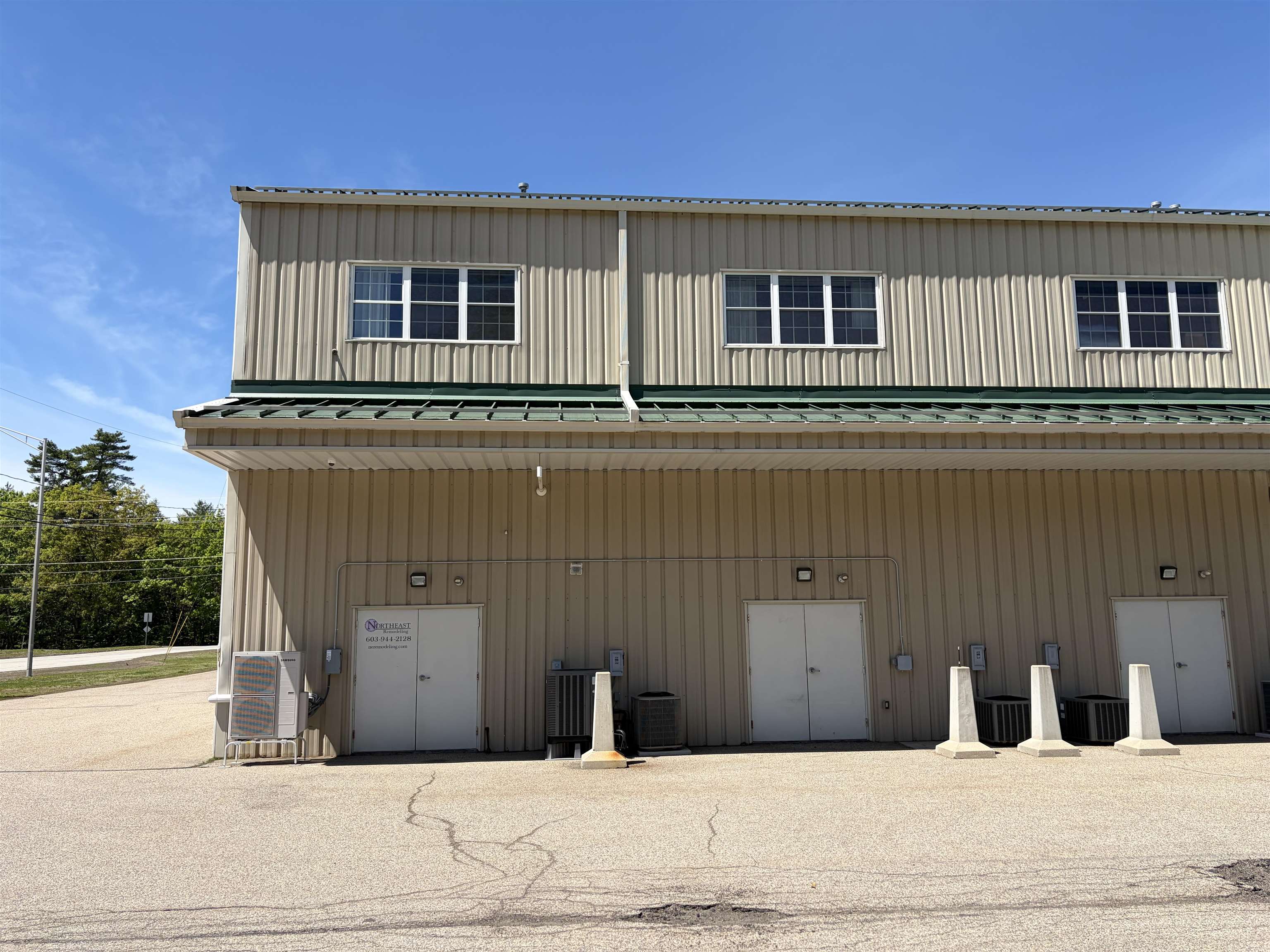 629 Calef Highway