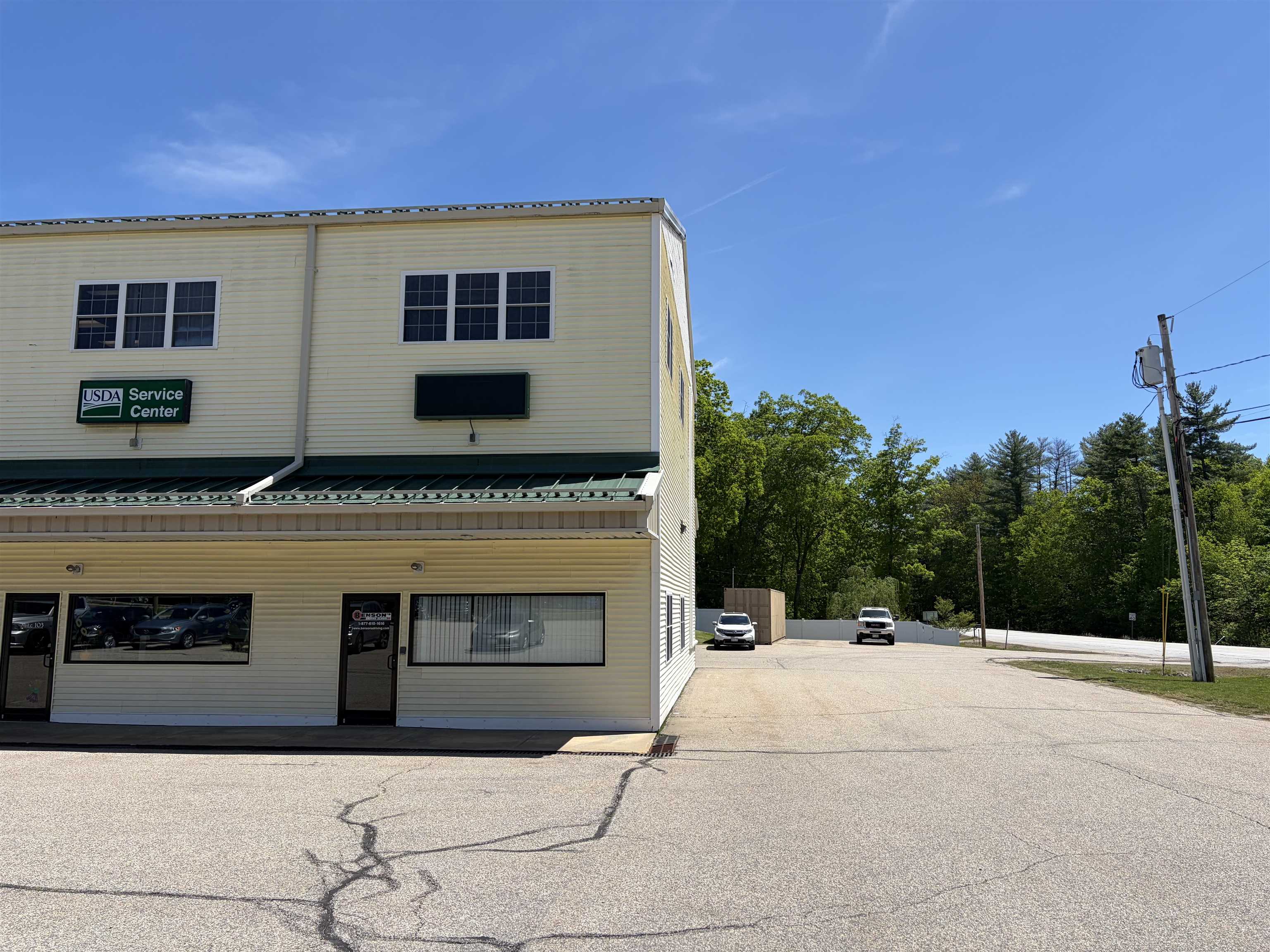 629 Calef Highway