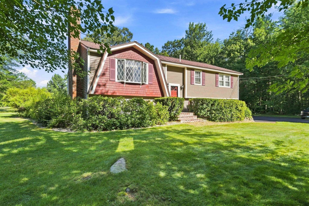 Photo of 18 Westside Drive, Atkinson, NH 03811 (MLS # 5107010)