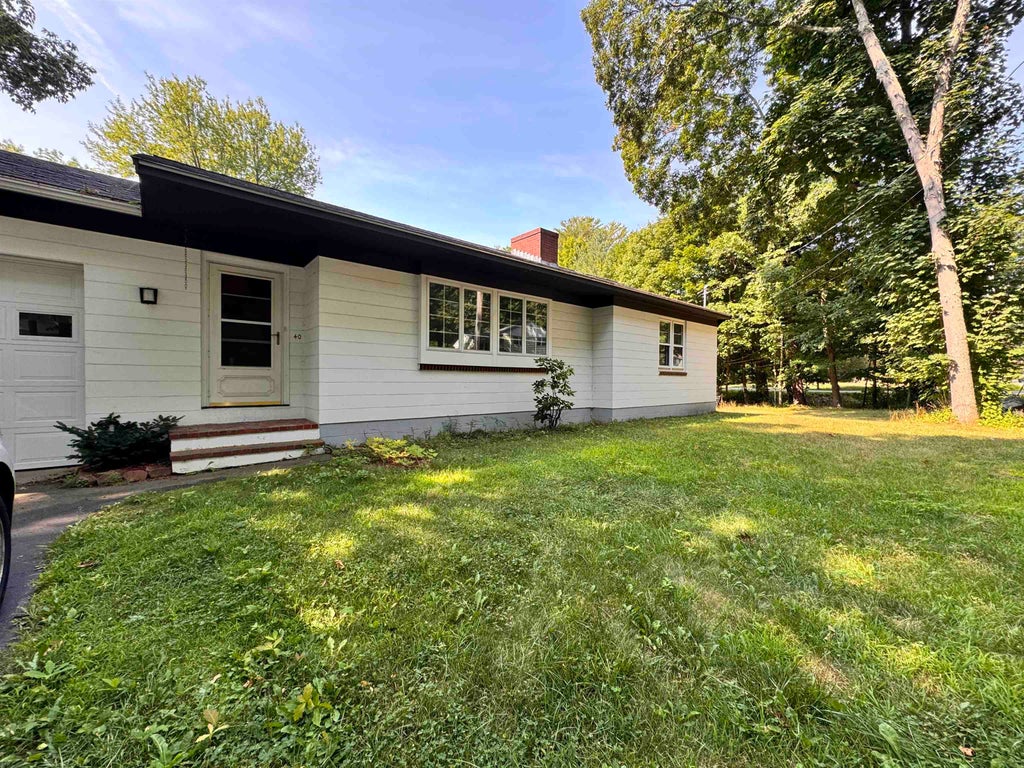 Photo of 40 Elwyn Road, Rye, NH 03870 (MLS # 5105004)