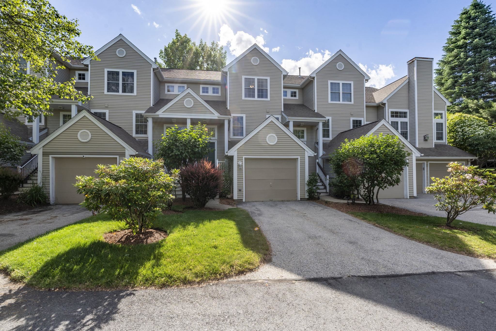 16 Edward Circle