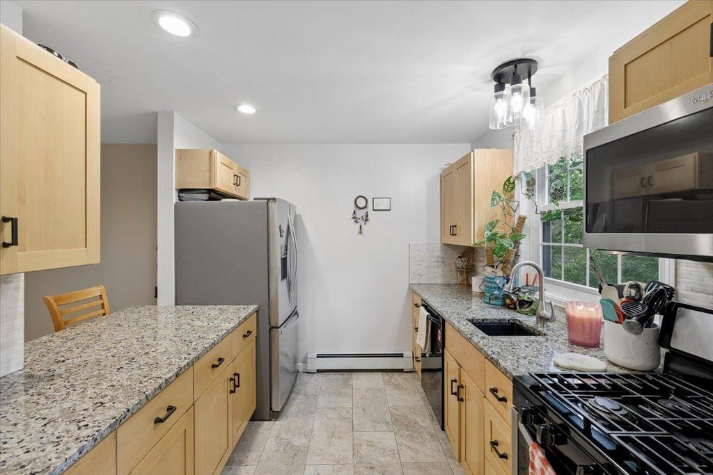 Photo of 1465 Hooksett Road #108, Hooksett, NH 03106 (MLS # 5101436)