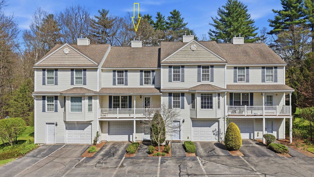 Photo of 21 Mulberry Lane, Amherst, NH 03031 (MLS # 5103808)