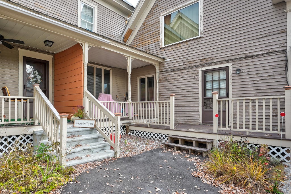 Photo of 8 Chase Avenue #3, Conway, NH 03818 (MLS # 5113237)