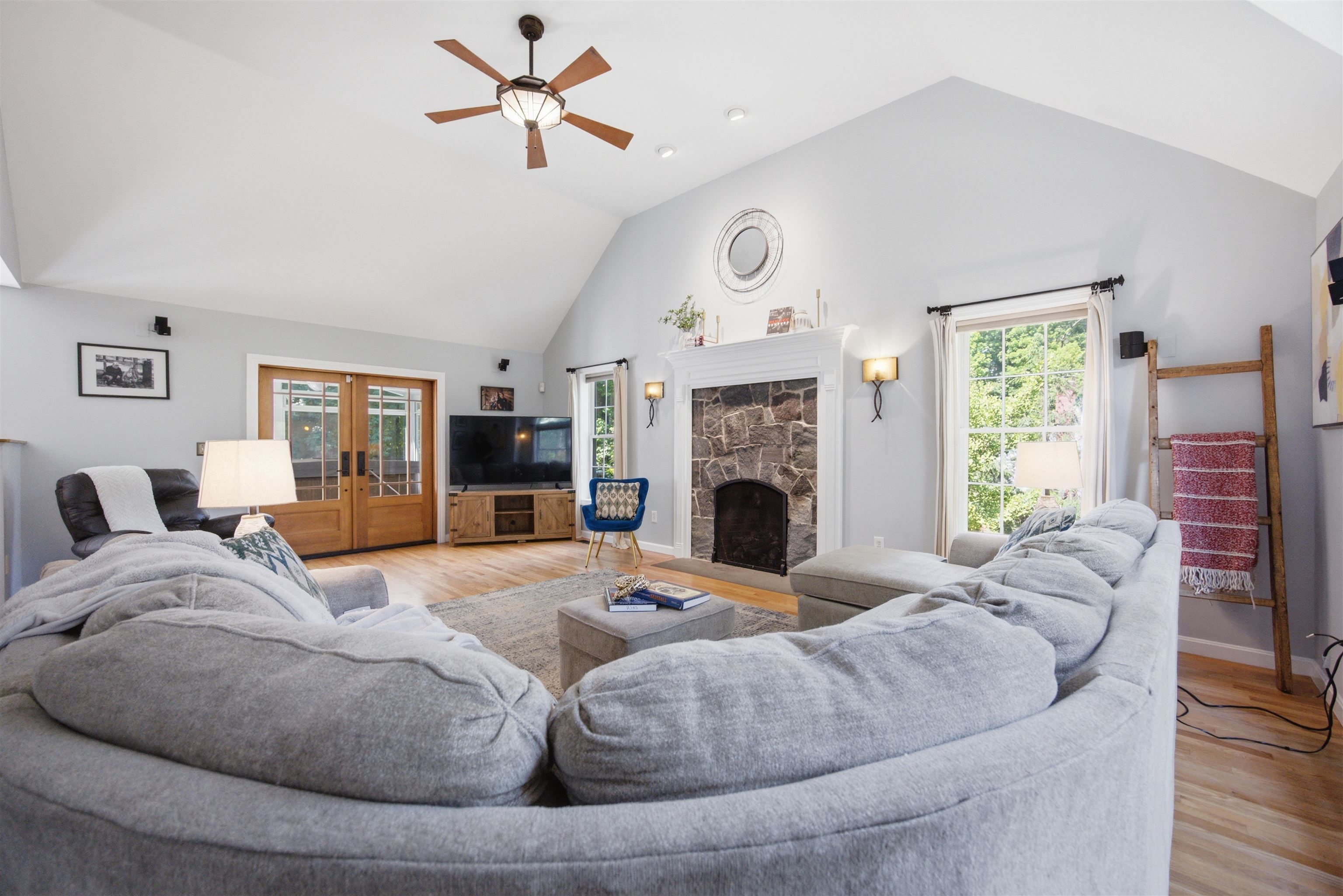 8 Evergreen Drive