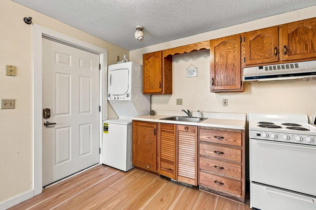 Photo of 32 Market Street #B, Somersworth, NH 03878 (MLS # 5102453)
