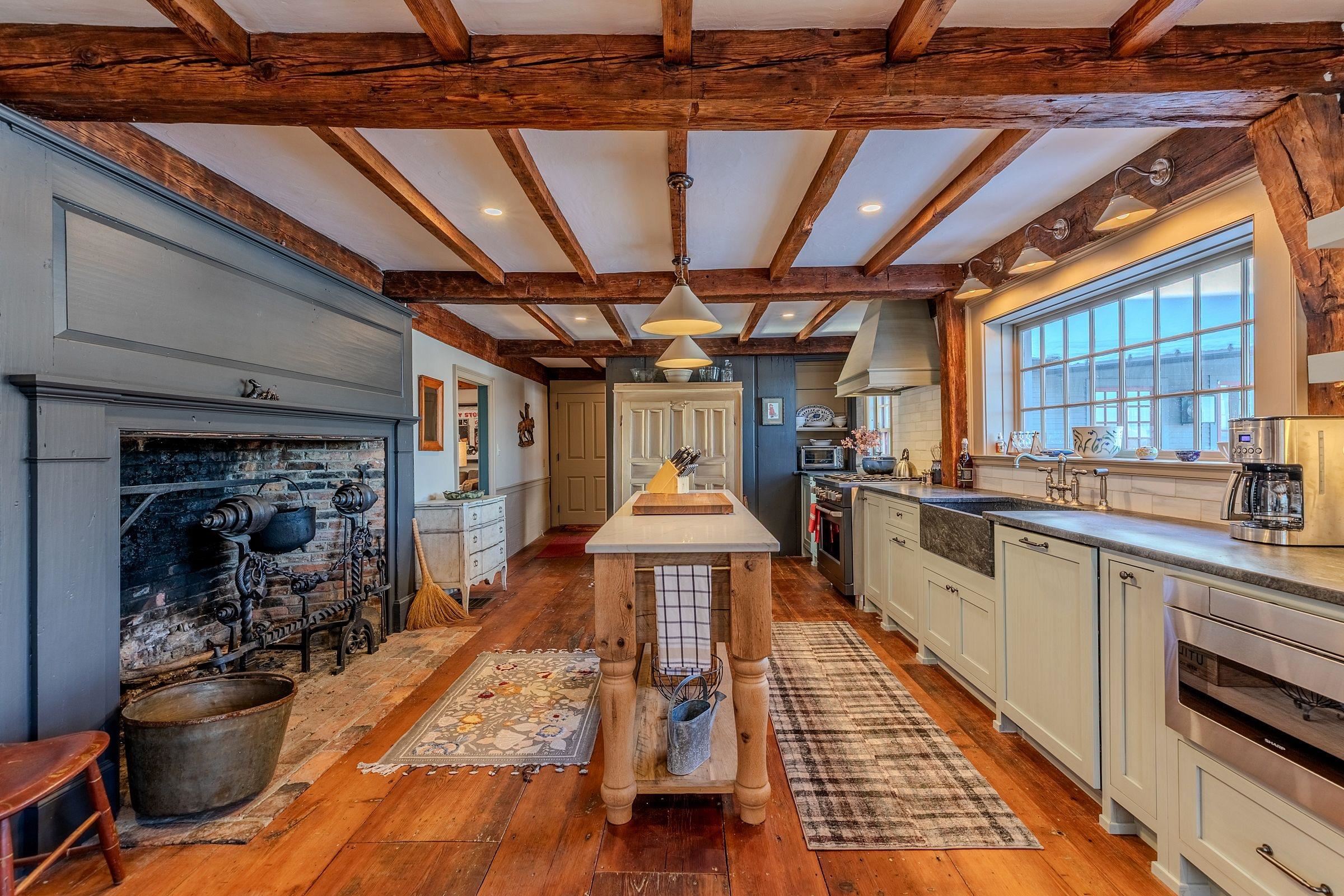 1726 Skitchewaug Trail