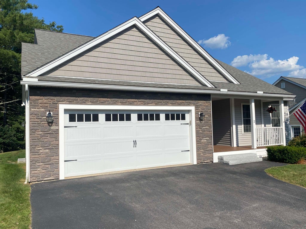 Photo of 2 Club House Way, Amherst, NH 03031 (MLS # 5102008)