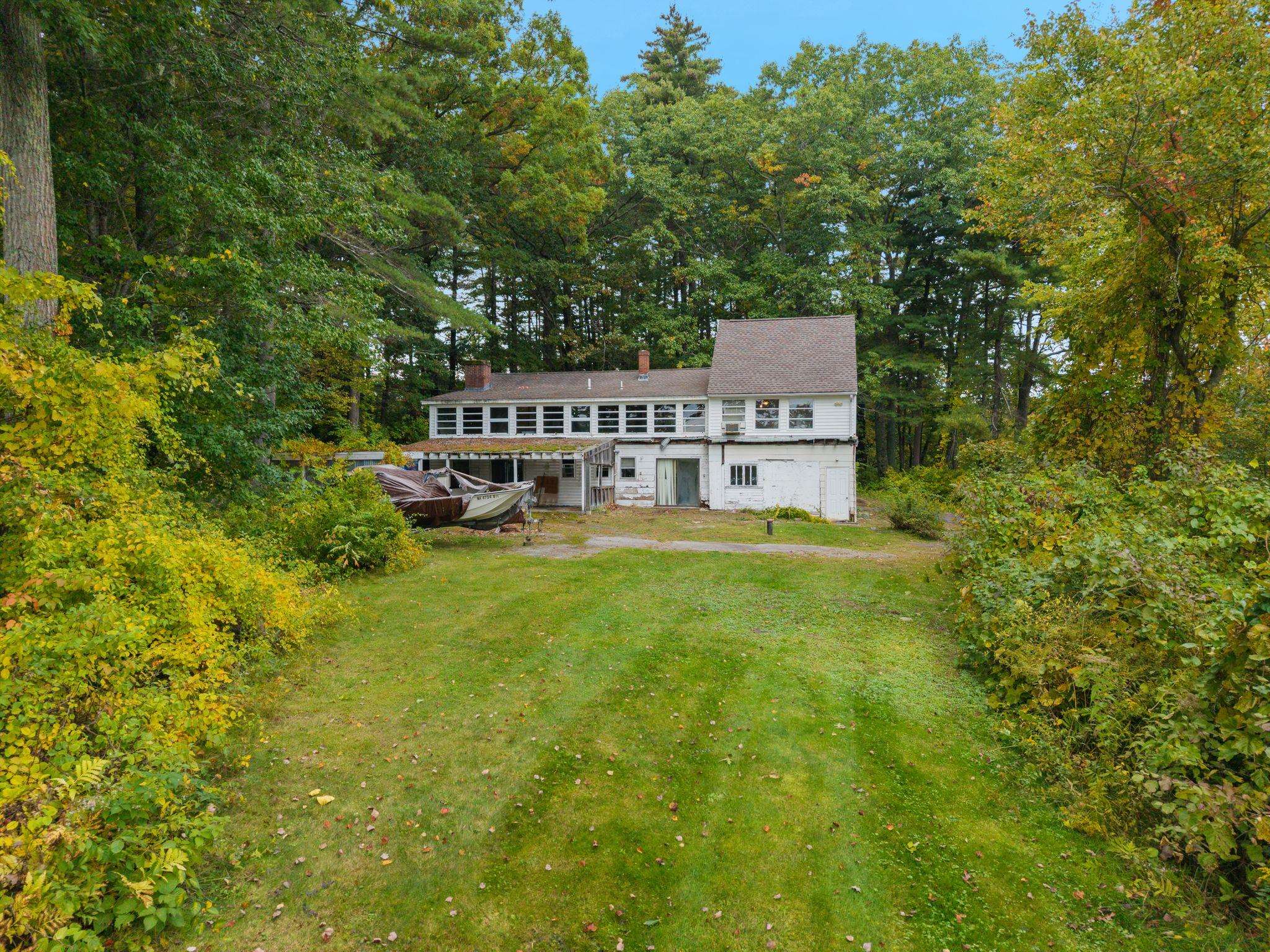 12 Holts Point Road