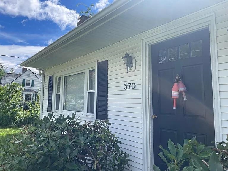 370 Wallis Road