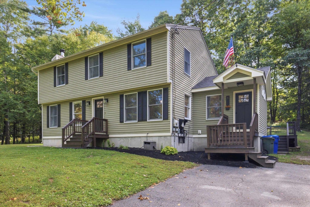 Photo of 1 Hope Lane, Bow, NH 03304 (MLS # 5109988)