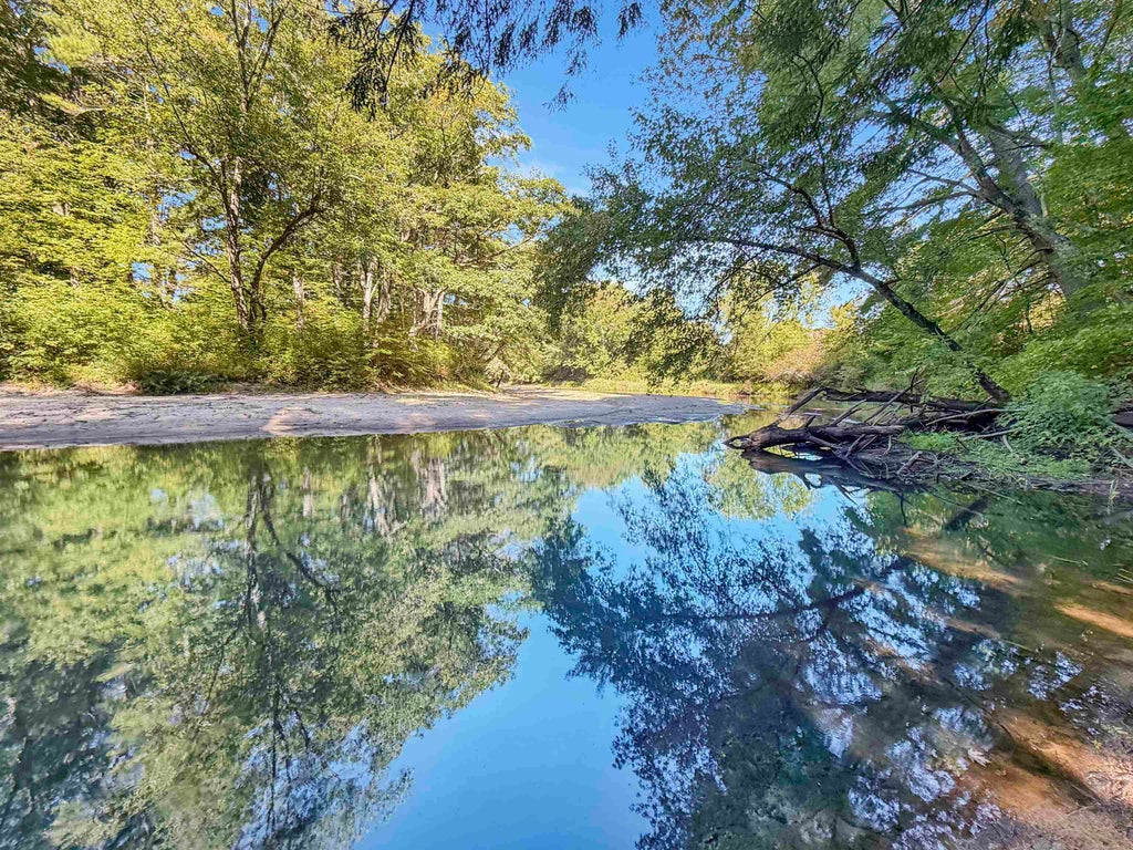 Photo of 118 River Road, Epsom, NH 03234 (MLS # 5113042)