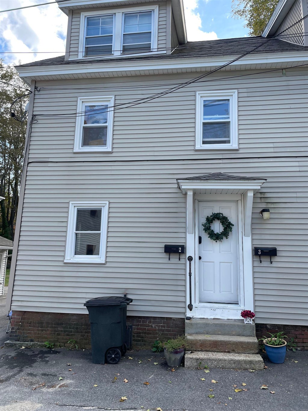 Photo of 29 Central Street #2, Newmarket, NH 03857 (MLS # 5108486)