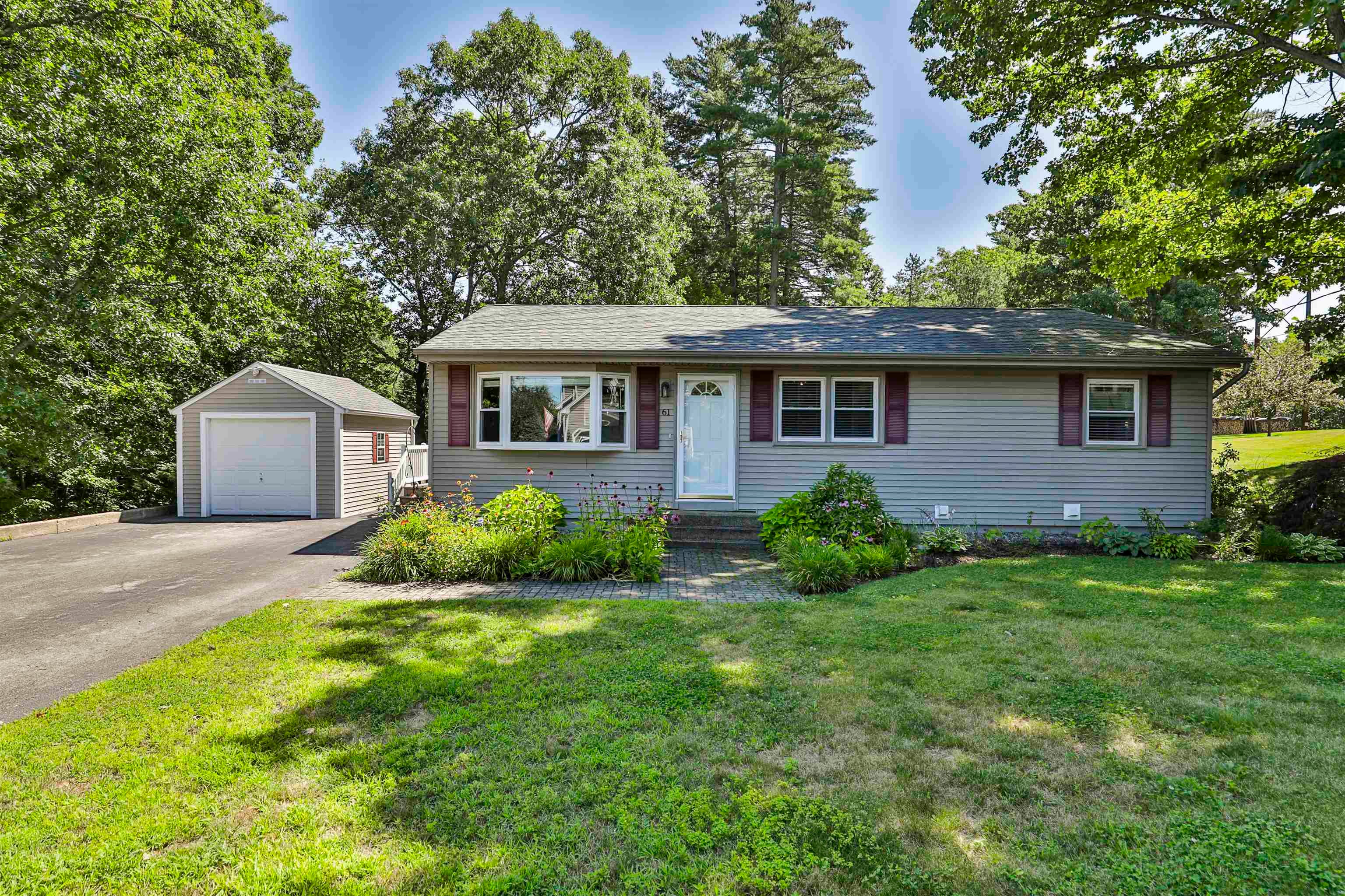 61 Knollcrest Road