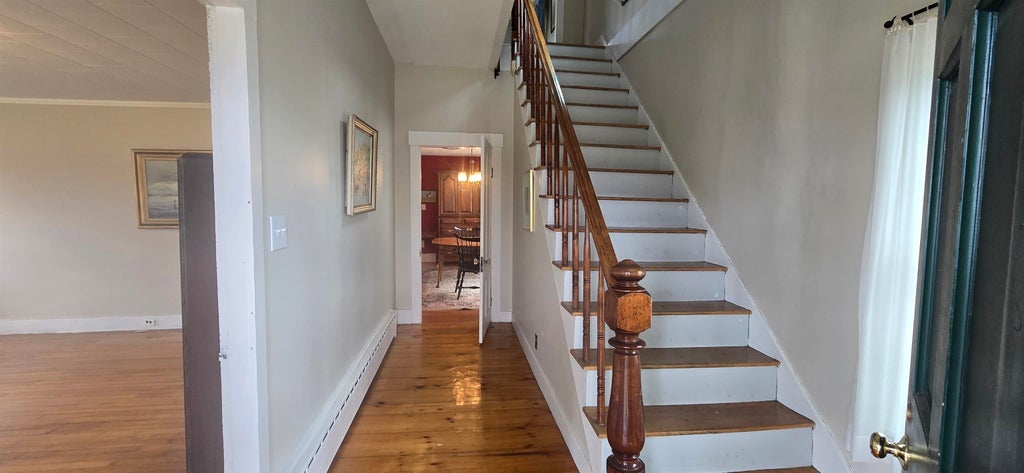 Photo of 194 Dartmouth College Highway, Haverhill, NH 03260 (MLS # 5084973)