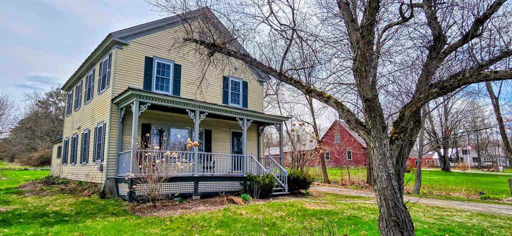 Photo of 194 Dartmouth College Highway, Haverhill, NH 03260 (MLS # 5084973)