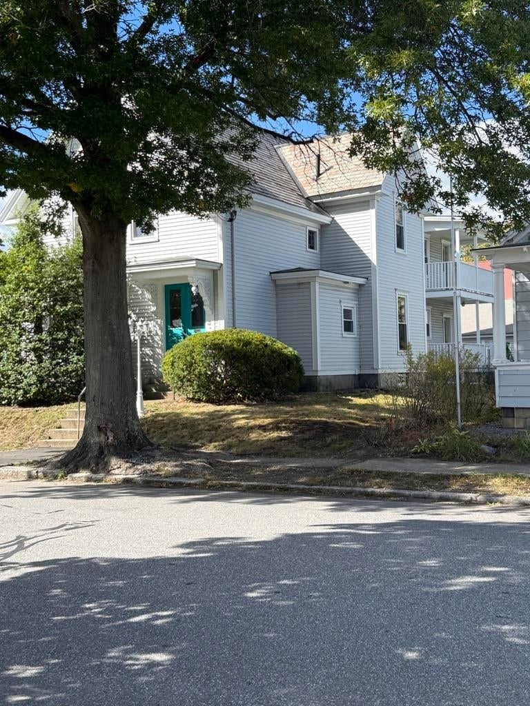 Photo of 90 Appleton Street, Manchester, NH 03104 (MLS # 5111518)