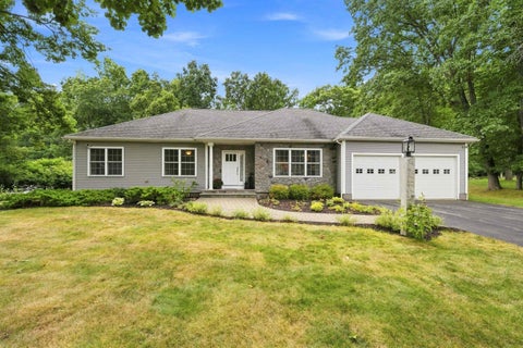 Photo of 8 Rolling Ridge Road, Windham, NH 03037 (MLS # 5109201)