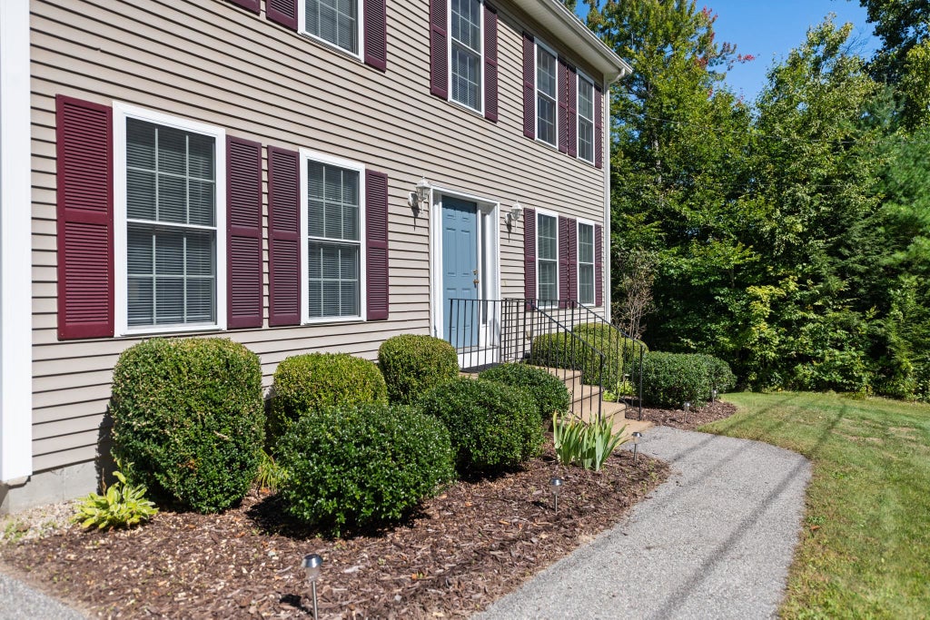 Photo of 112 Robieson Drive, Bristol, NH 03222 (MLS # 5110278)