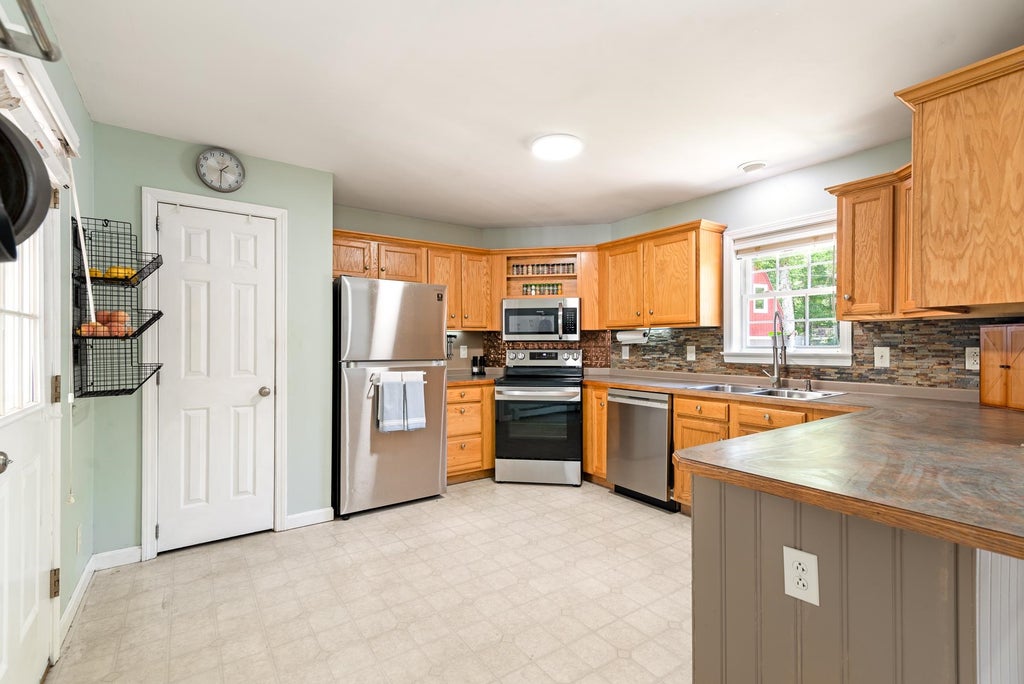 Photo of 98 Gary Road, Middleton, NH 03887 (MLS # 5099512)