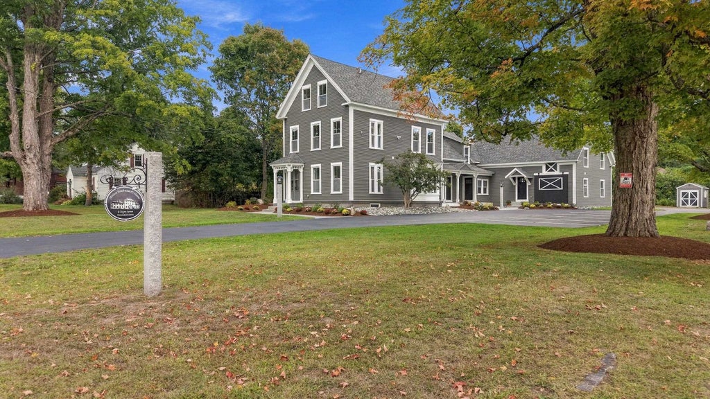 Photo of 8 Depot Street #3, Merrimack, NH 03054 (MLS # 5111452)