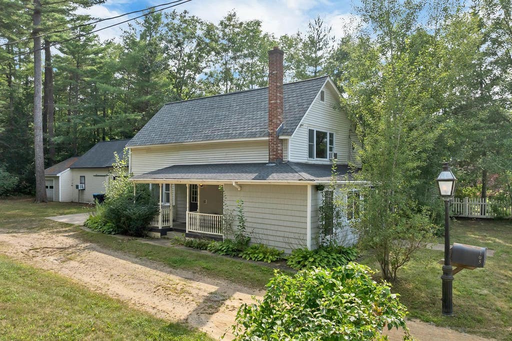 Photo of 105 Gardners Grove Road, Belmont, NH 03220 (MLS # 5104777)