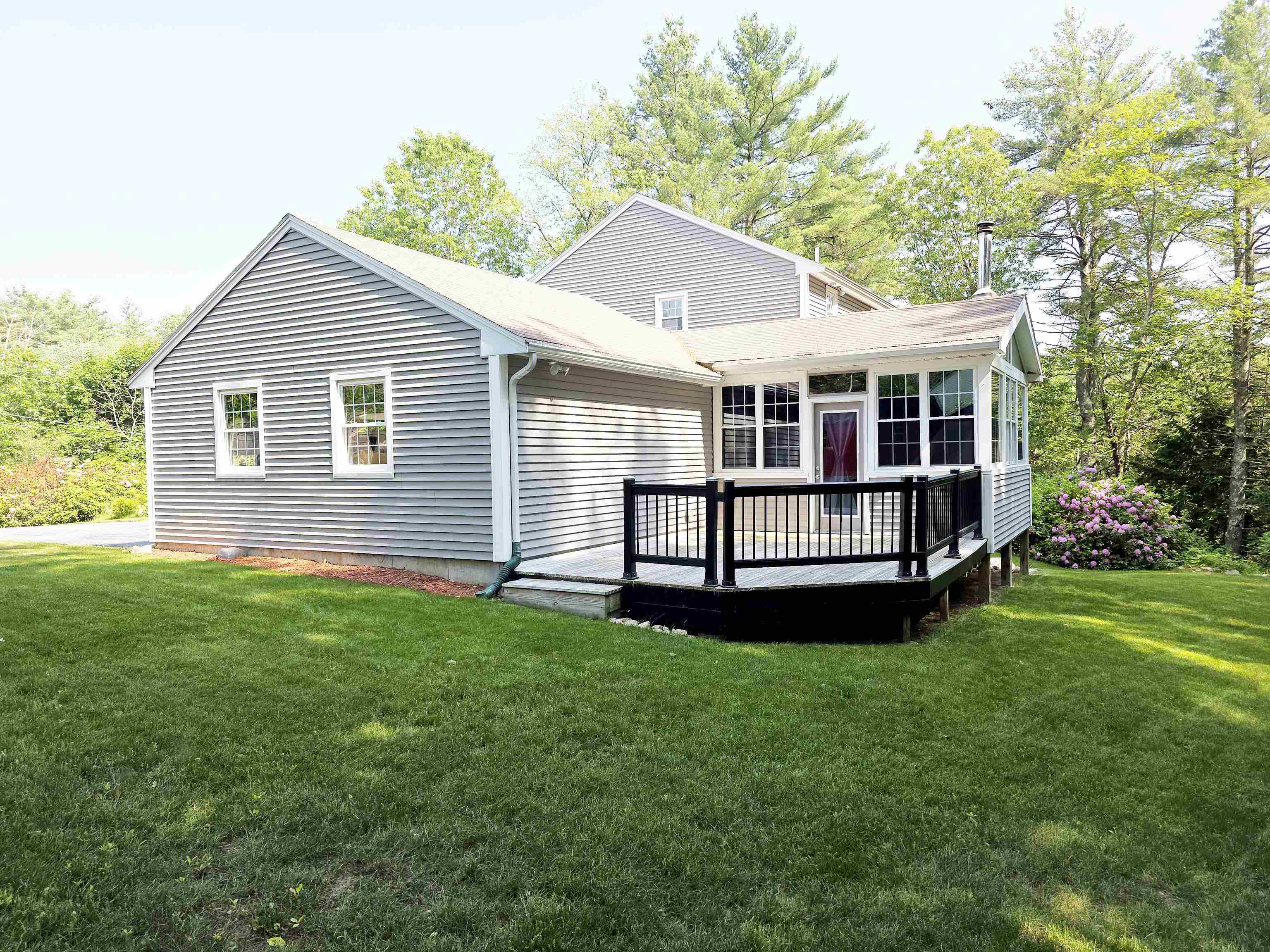 9 Trowbridge Drive