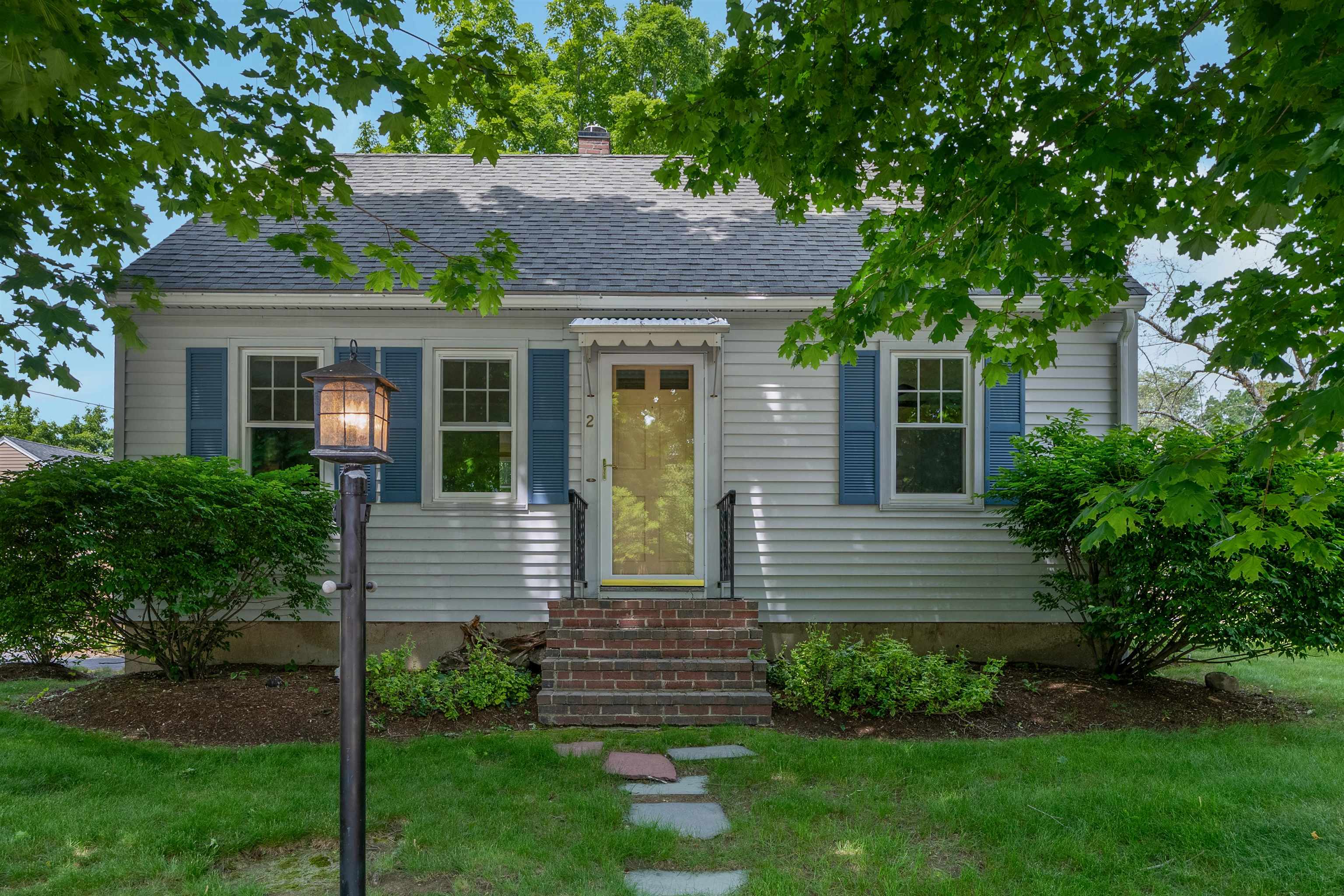 2 Elmview Circle