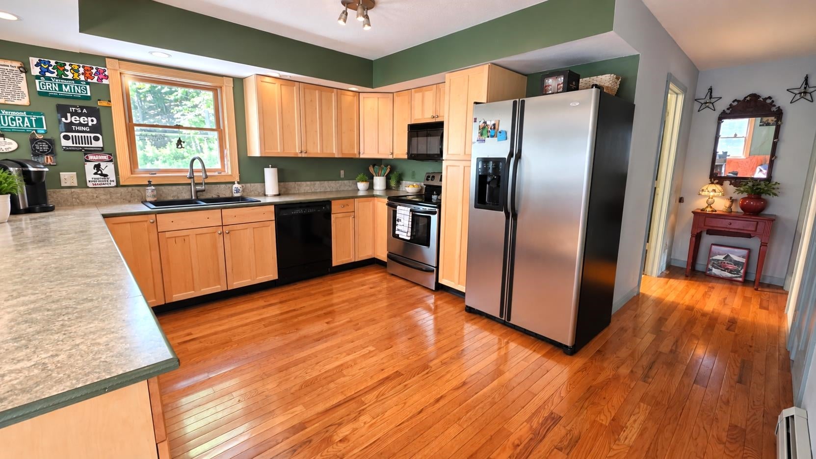 1725 Shaftsbury Hollow Road